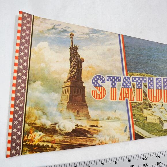 Statue of Liberty VINTAGE Felt Pennant Large 30" x 12" Late 1970's - Picture 2 of 9